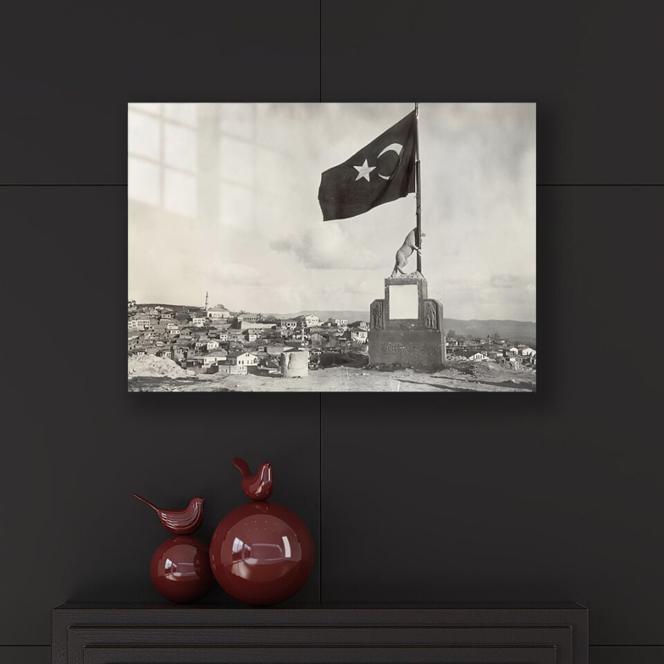 Bayrak Tutan Bozkurt Anıtı 02 Metal Poster